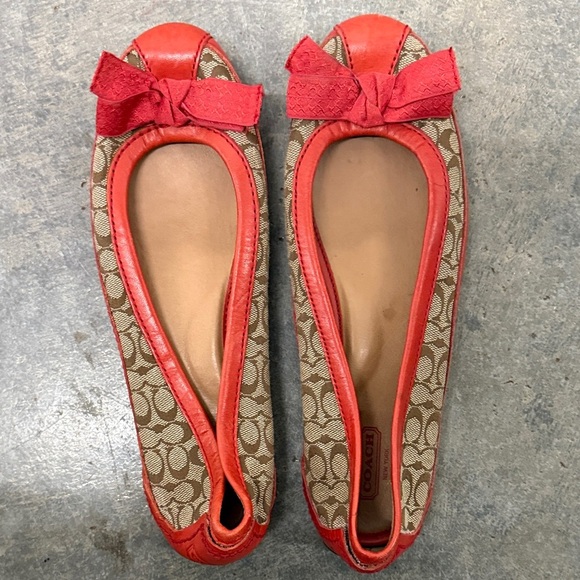 Coach Vintage Red and Brown Women's Loafers - Picture 3 of 4